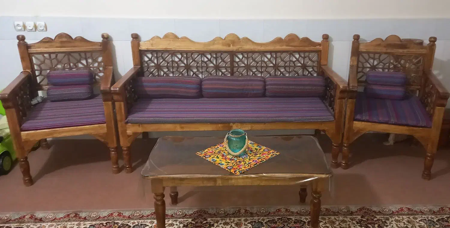 مبل سنتی|مبلمان خانگی و میز عسلی|قم, شاه سید علی|دیوار