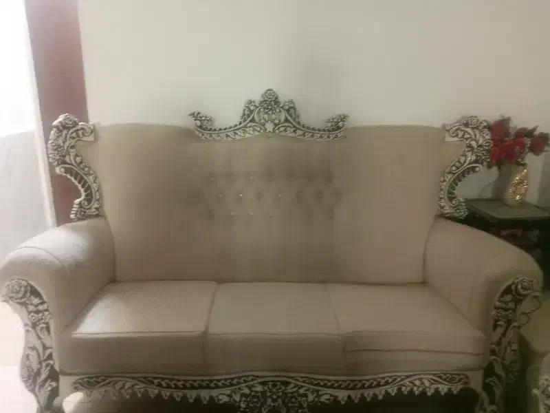 سلام مبل را تازه خریدم قیمت ۱۰ ملیون|مبلمان خانگی و میز عسلی|صفادشت, |دیوار