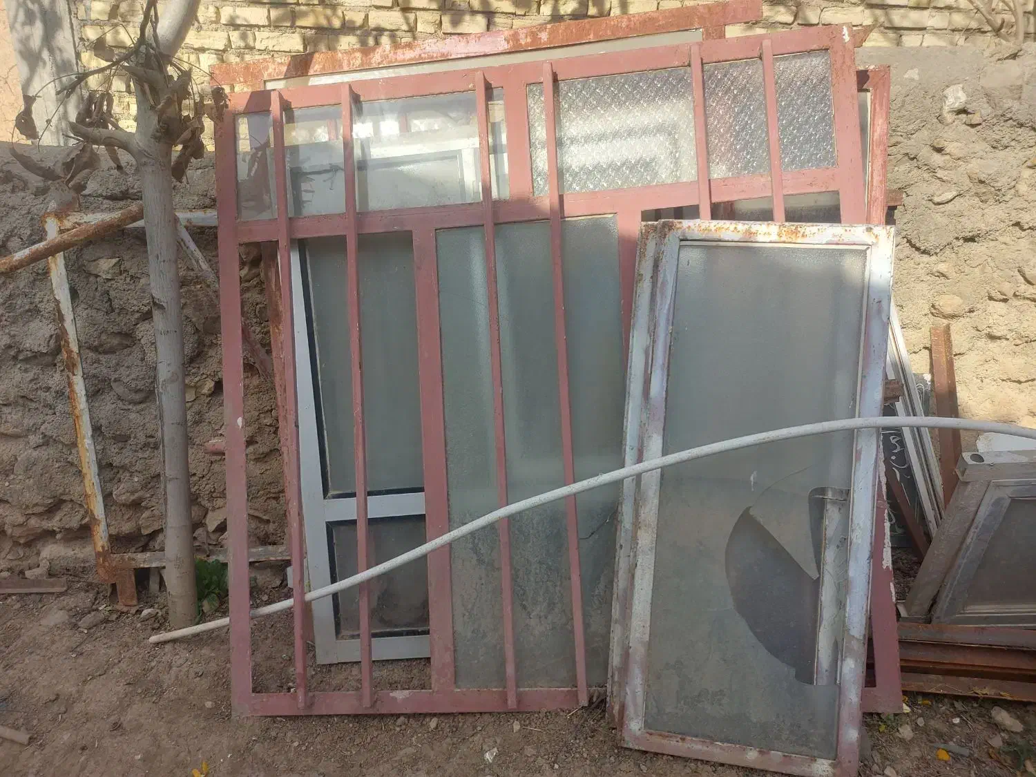 درب و پنجره دست دوم|مصالح و تجهیزات ساختمان|دوزین, |دیوار