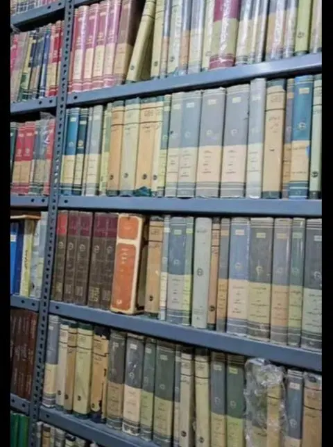 فروش وخریدار کتاب قدیمی مجله قدیمی اوراق قدیمی|مجلات|تهران, ونک|دیوار