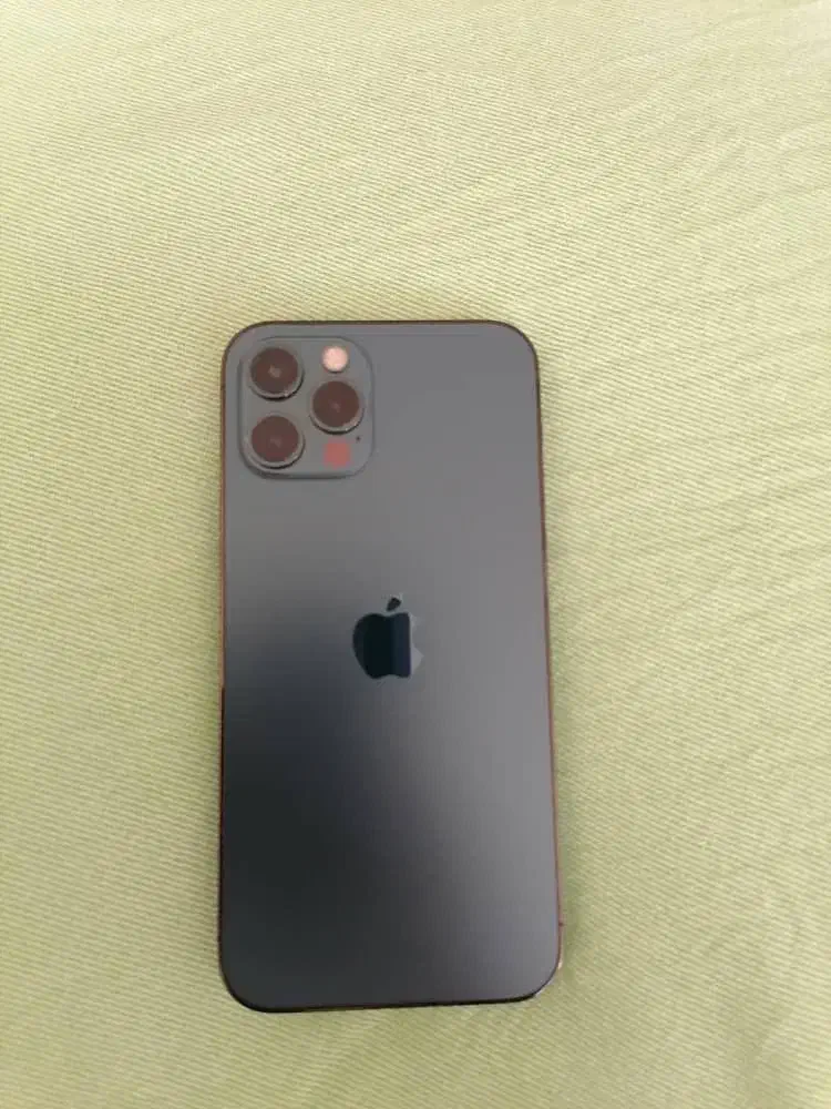 ایفون ۱۲ پرو در حد نو|موبایل|شیراز, دلجو|دیوار