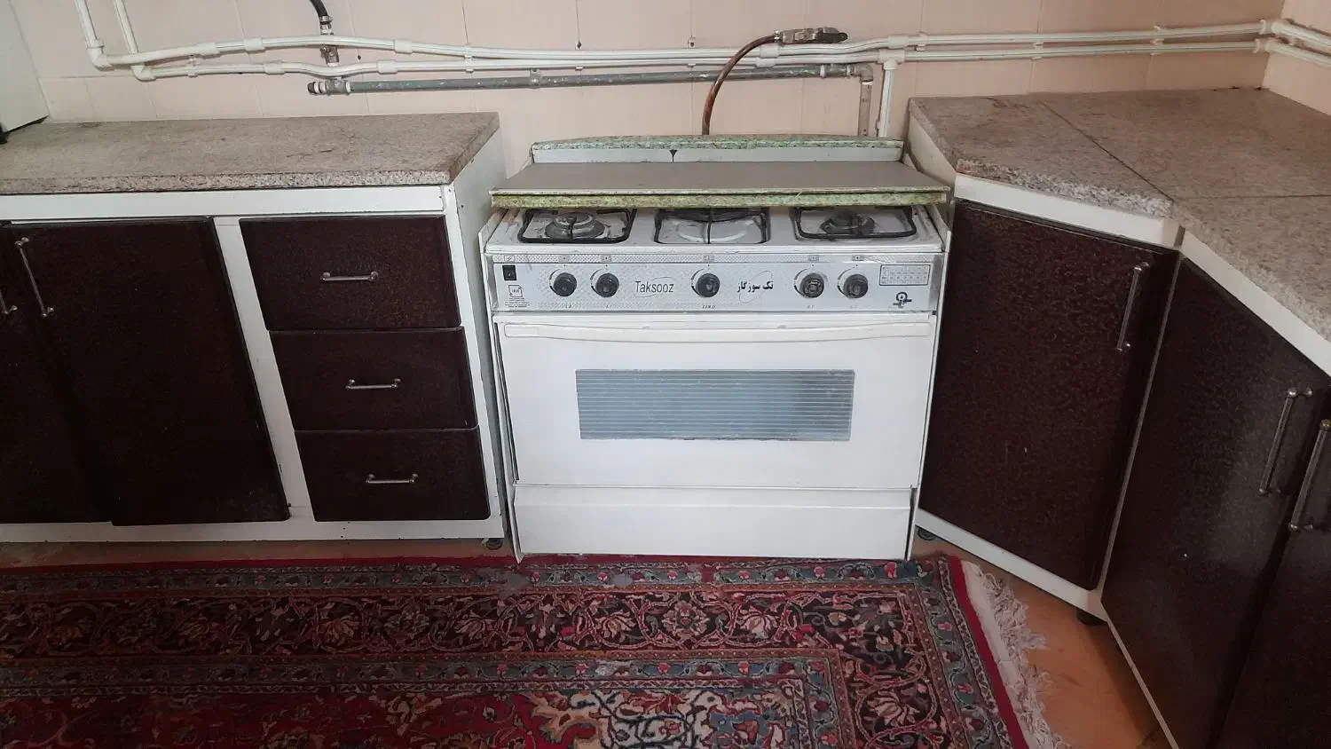 فرش، یخچال، گاز|فرش|بروجرد, |دیوار