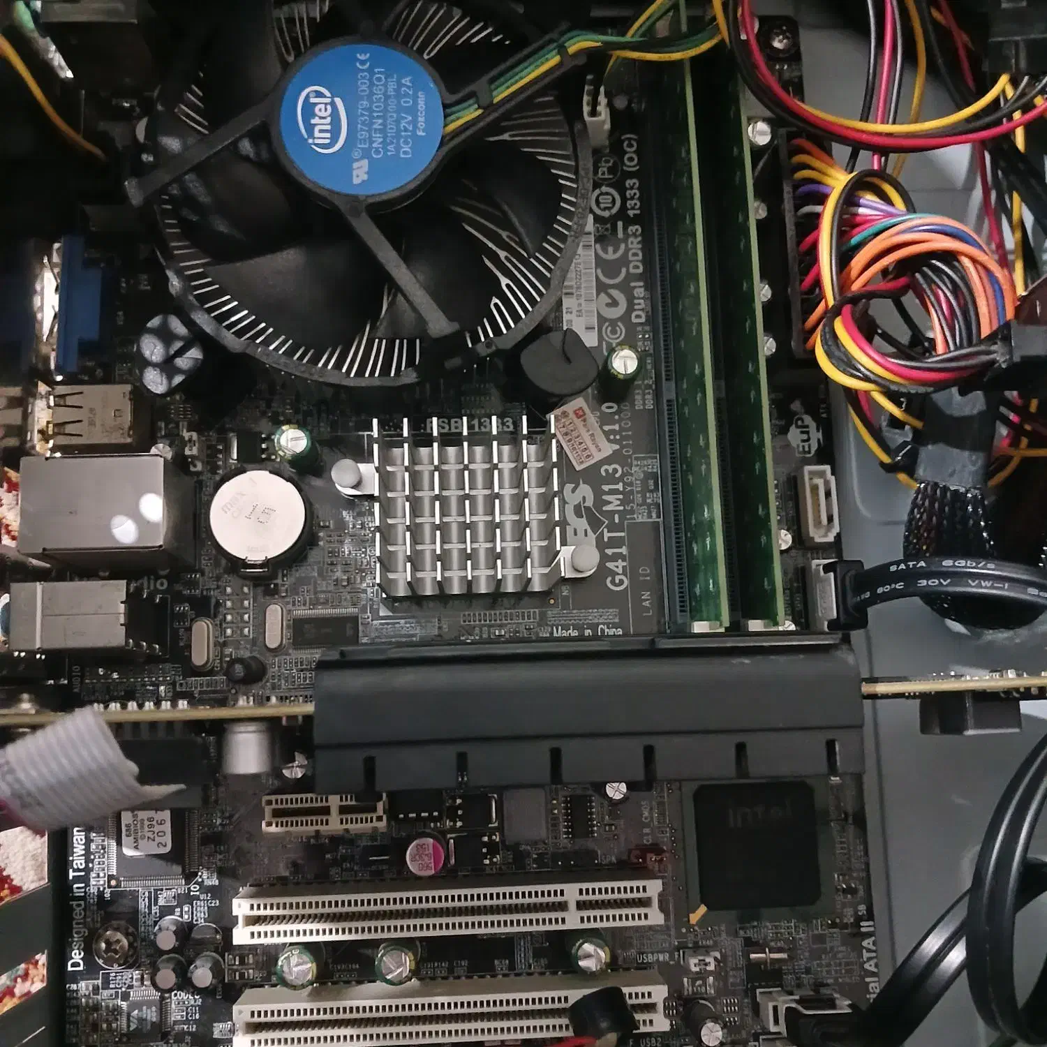 کامپیوتر های قدیمی و از کار افتاده|رایانه رومیزی|زنجان, |دیوار