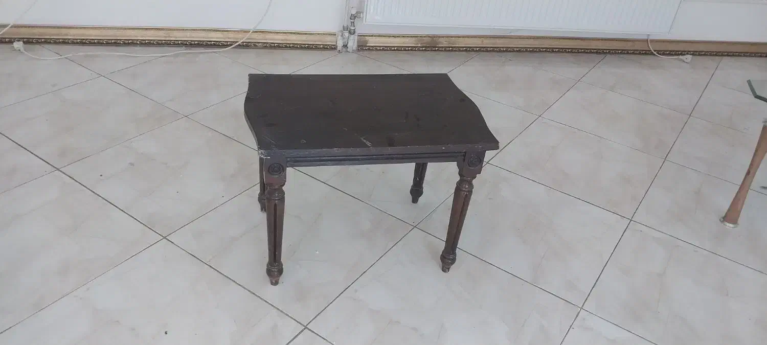 میزچرخ خیاطی ۲چهارپایه میزعسلی قدیمی محکم چوب گردو|مبلمان خانگی و میز عسلی|مشهد, فلسطین|دیوار