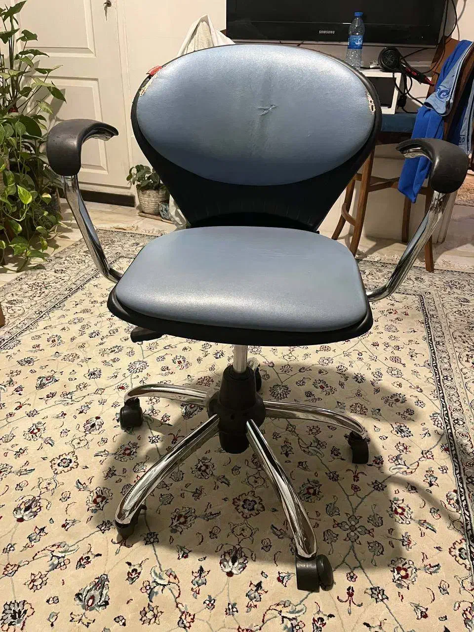 مانیتور، کیس، صندلی و میز کامپیوتر|رایانه رومیزی|تهران, فدک|دیوار