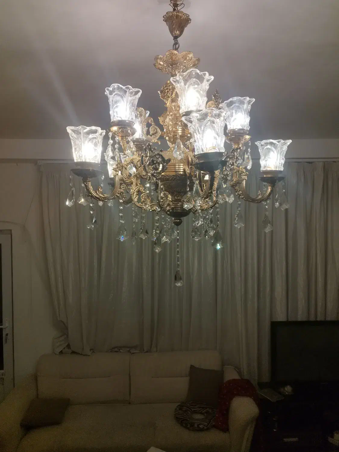 لوستر شاه عباسی ۱۰شعله ۴ میلیون|لوستر و چراغ آویز|مشهد, چاهشک|دیوار