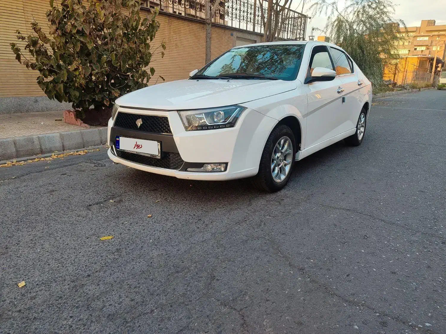 دنا پلاس بی رنگ درحد صفر|خودرو سواری و وانت|تبریز, |دیوار