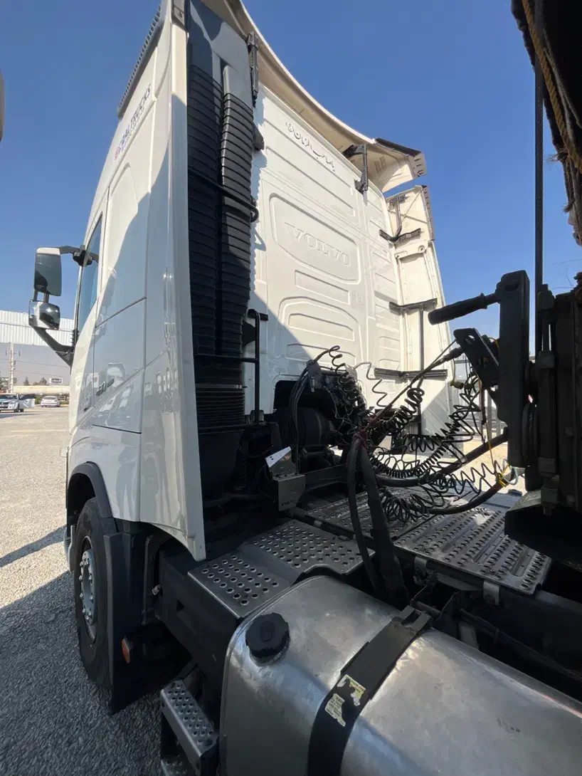 ولوو افهاش ۴۶۰ مدل ۲۰۱۸|خودرو سنگین|تهران, آذری|دیوار