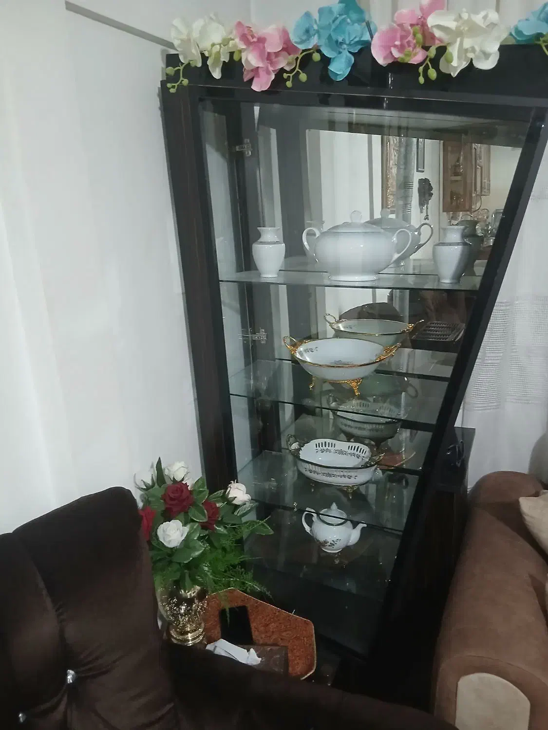 بوفه چوبی قیمت پانصد تومان فروش فوری|بوفه، ویترین، کنسول|هشتگرد, هشتگرد قدیم|دیوار