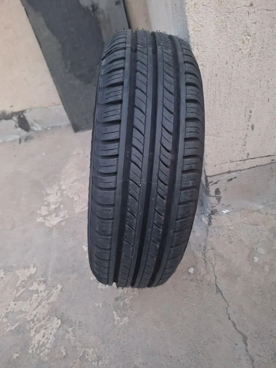 لاستیک کوییک( زیر صفری)|قطعات یدکی و لوازم جانبی|قم, هفت تیر|دیوار