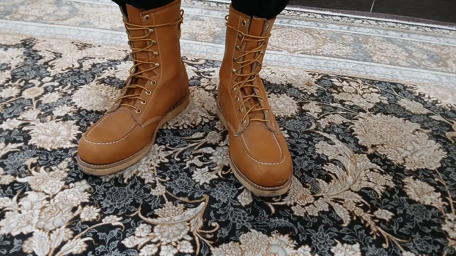 یک‌جفت‌پوتین‌چرم‌به‌سایز۴۵‌....|کیف، کفش، کمربند|گنبد کاووس, |دیوار