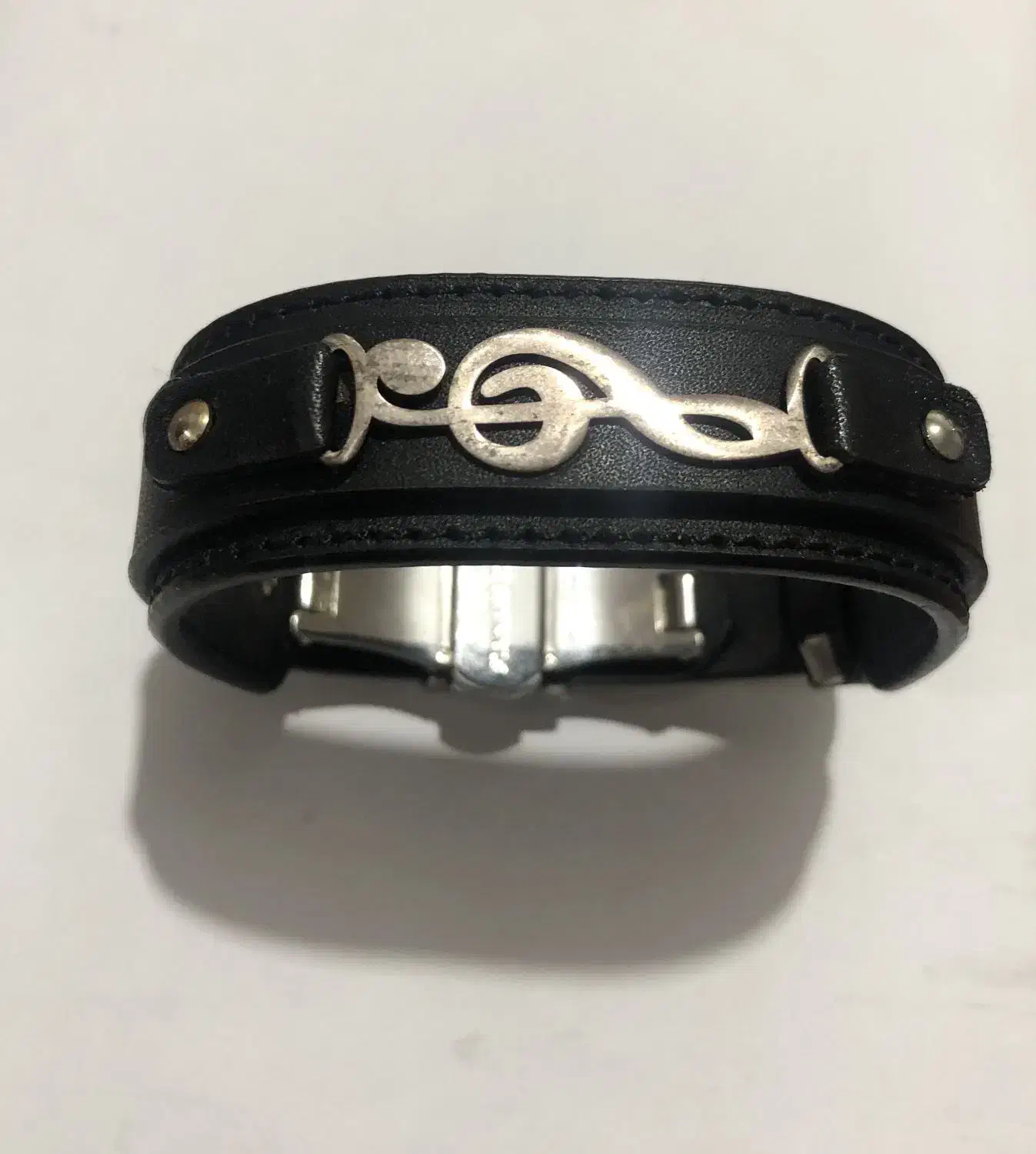 دسبند چرم نقره|جواهرات|اصفهان, آبشار|دیوار