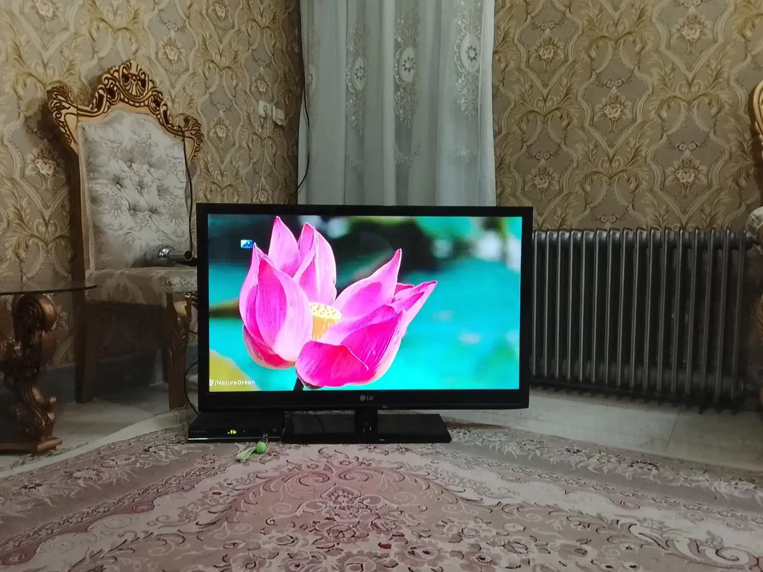 تلوزیون 42 اینچ الجی ساخت کره|تلویزیون و پروژکتور|اندیشه, اندیشه فاز ۳|دیوار