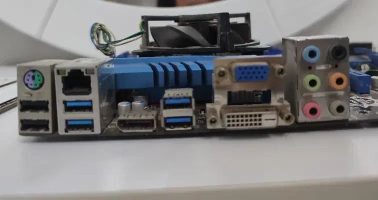 z97+G3240+2*8g 1866 ddr3 fury hyperx dual chanel|قطعات و لوازم جانبی رایانه|قم, نیروگاه|دیوار