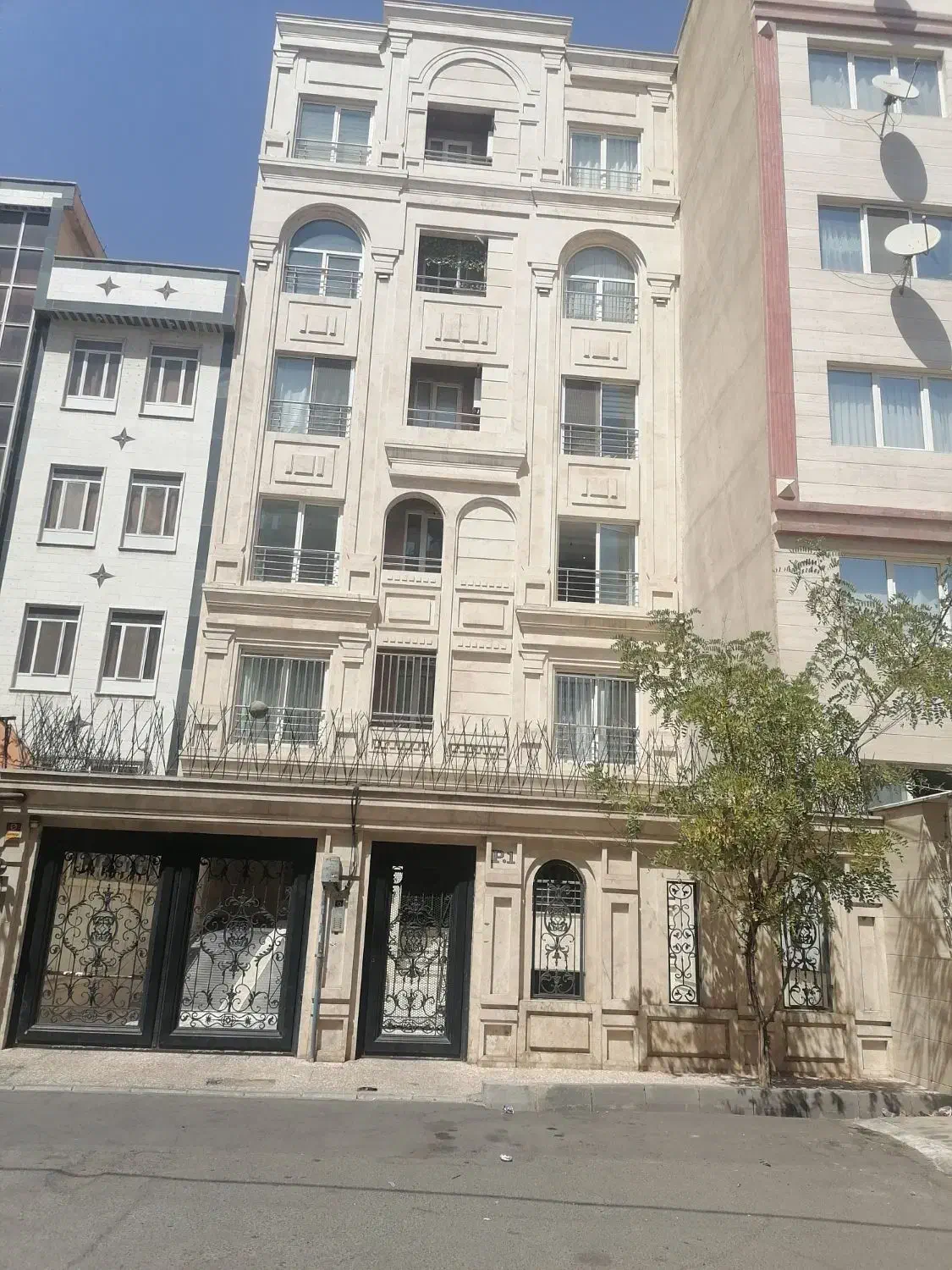 125 متری مرزداران