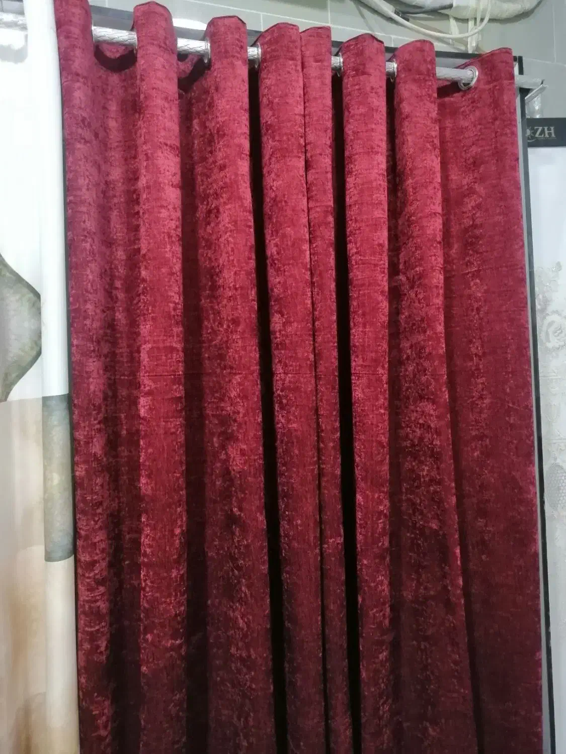 پرده مخمل شانل پانچ دکور مغازه|پرده، رانر، رومیزی|بندرعباس, |دیوار