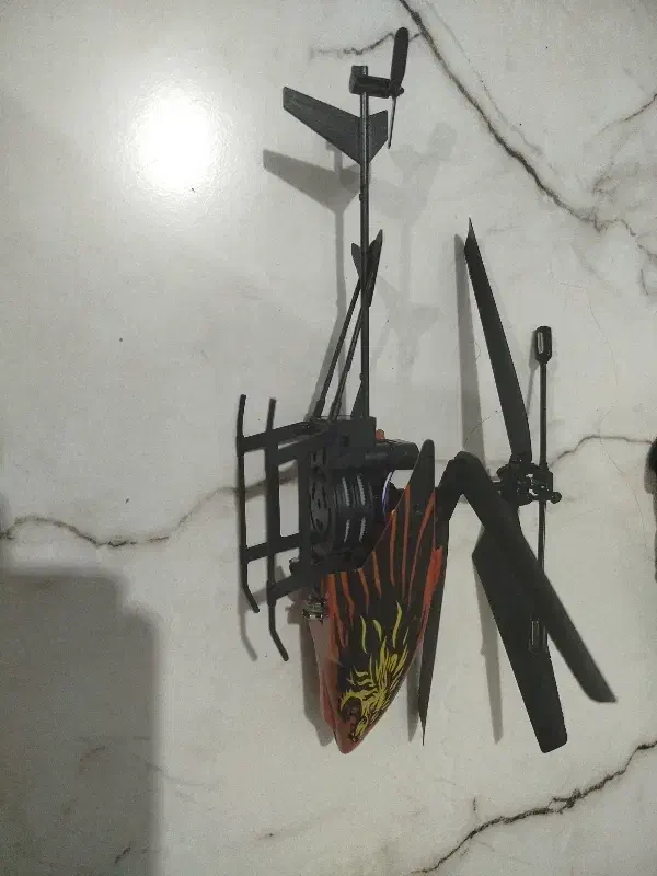 هلیکوپتر|اسباب‌‌بازی|آباده, |دیوار