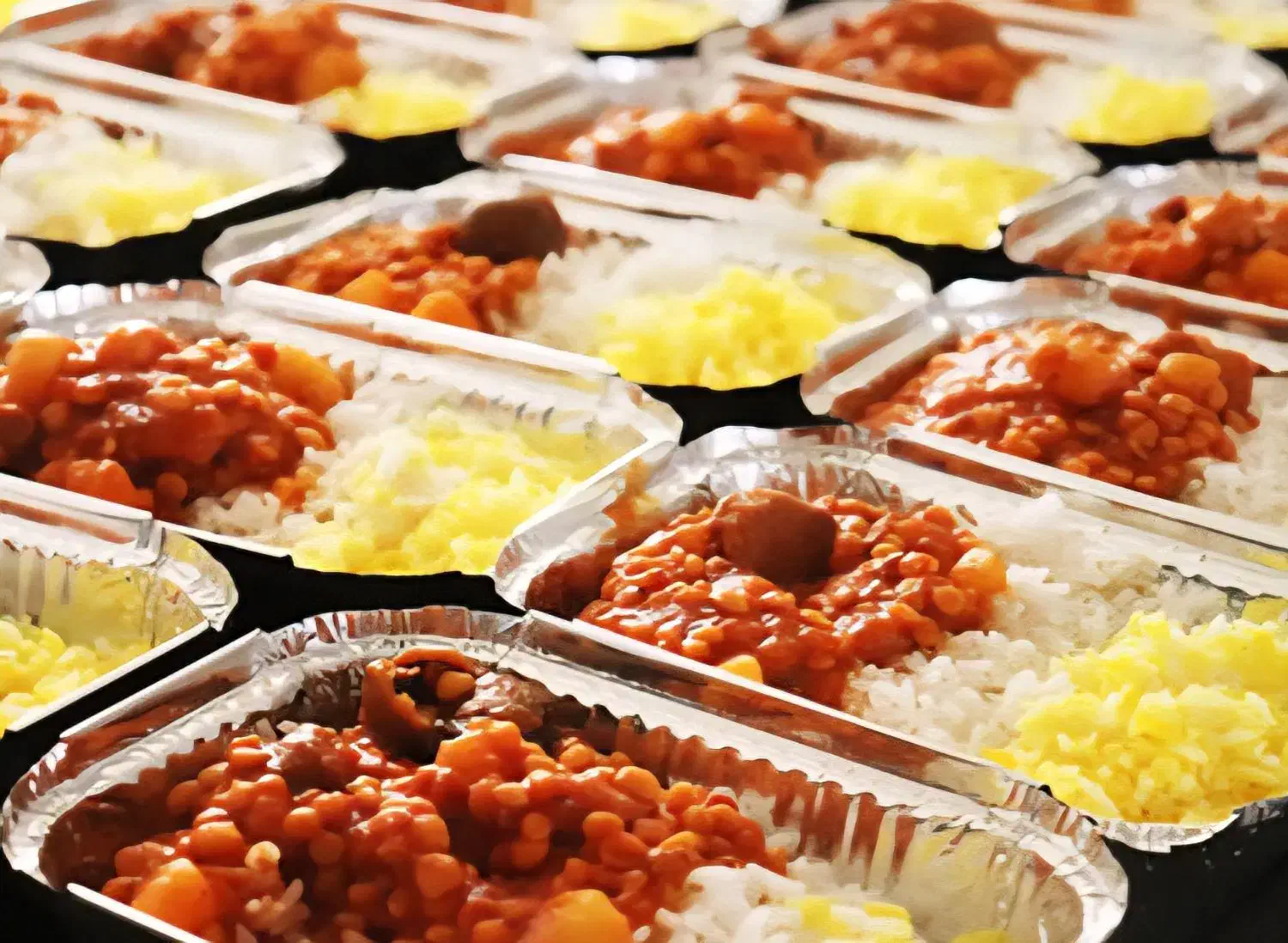 تهیه غذای شرکتی ومجالس سوروسات|خدمات پذیرایی، مراسم|شبستر, |دیوار