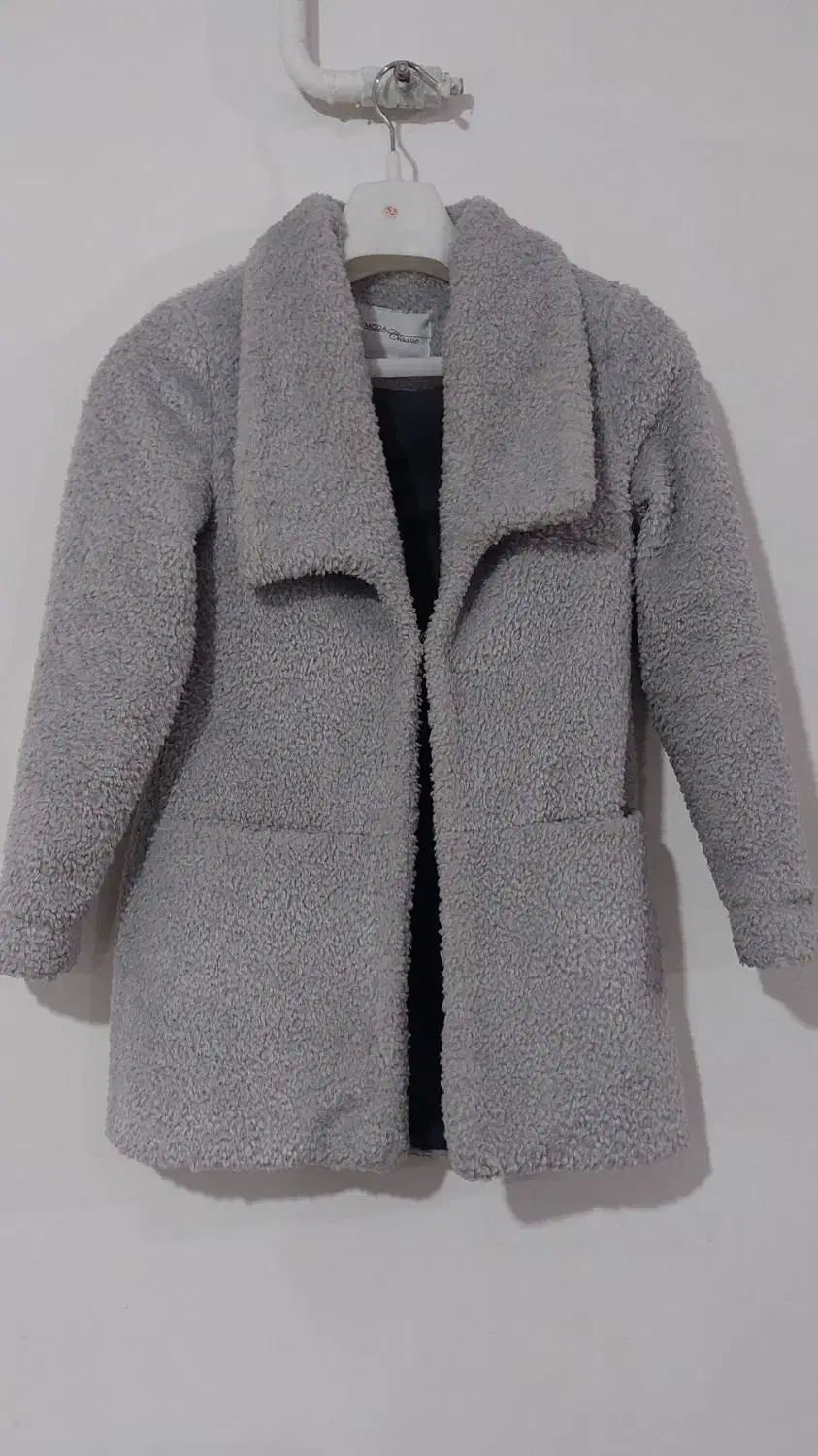 پالتو|لباس|کرمانشاه, |دیوار