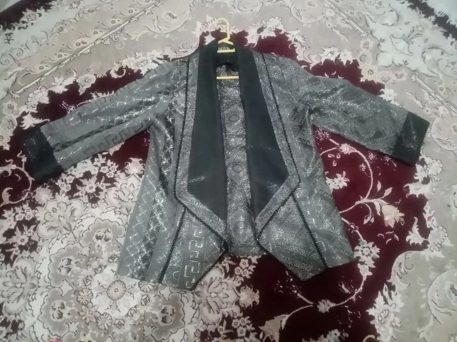 کت زنانه|لباس|اقبالیه, |دیوار