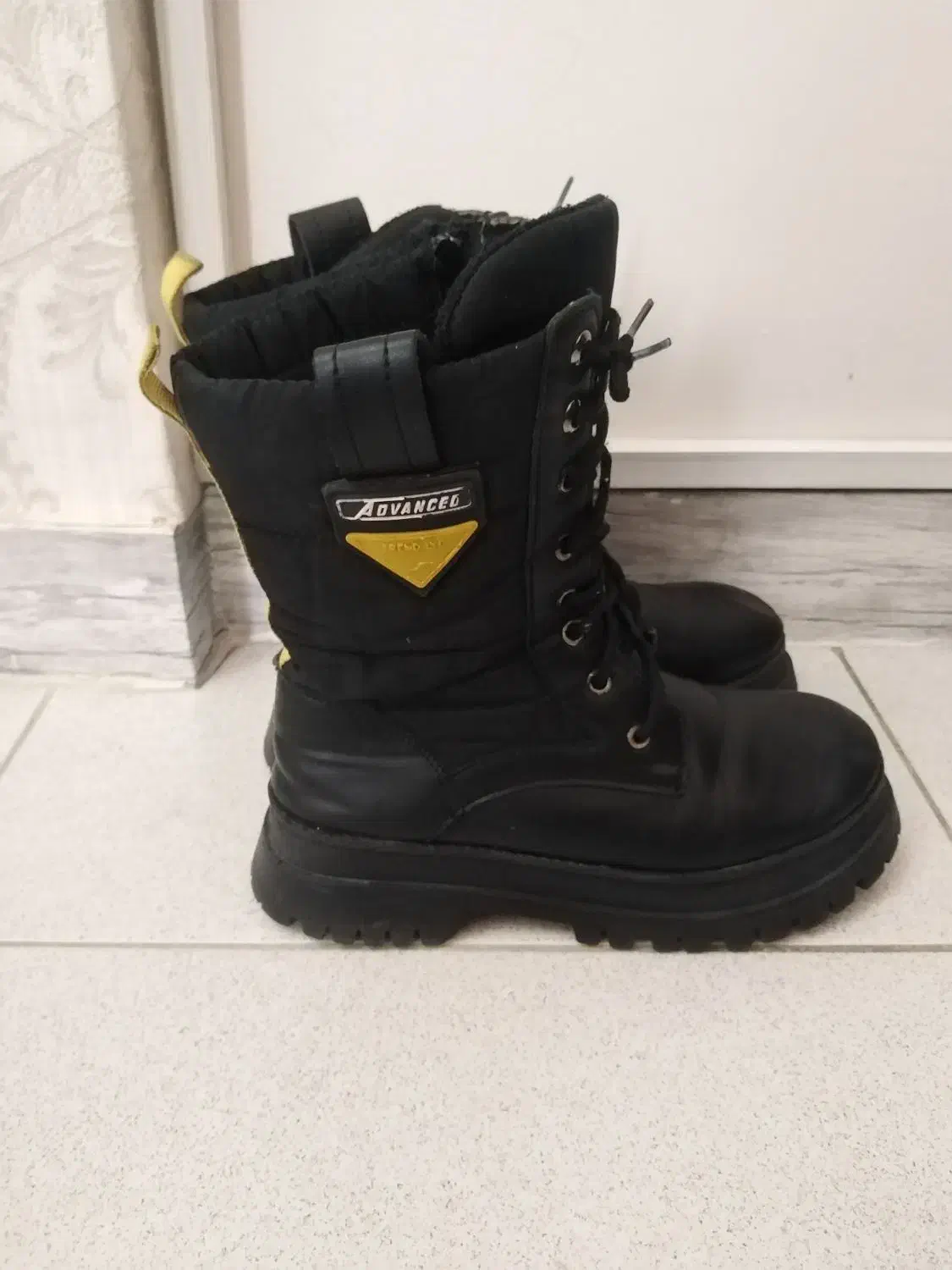 پوتین اسپرت سایز37|کیف، کفش، کمربند|میانه, |دیوار