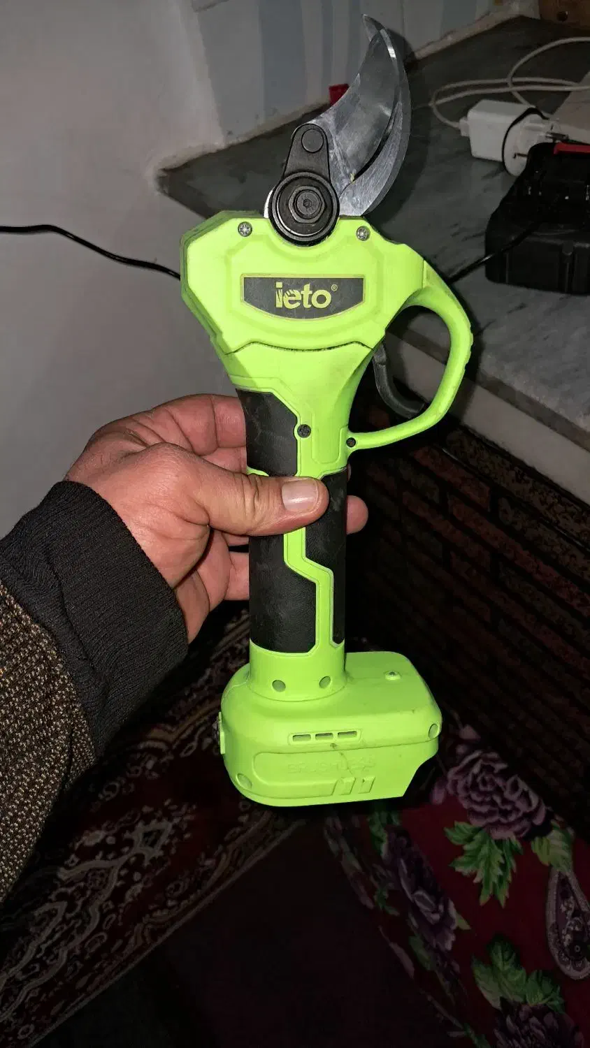 قیچی شارژی هرس ۰|ابزارآلات|اهر, |دیوار