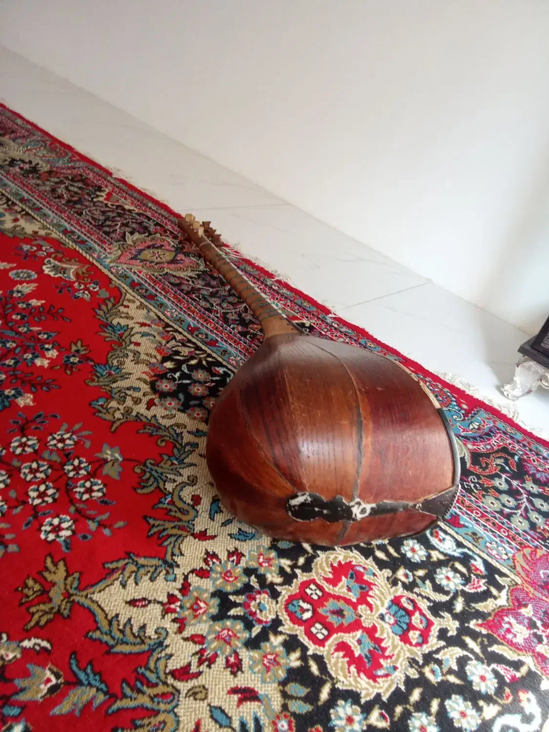 ساز قدیمی 80سال قدمت عتیقه با مهر مسیحی|سازهای سنتی|همدان, |دیوار