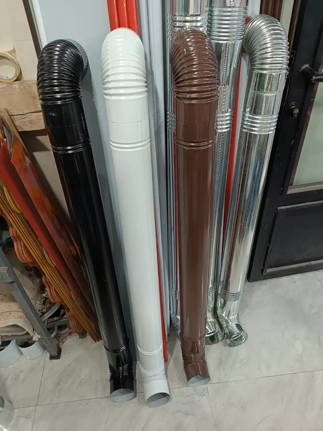 فروش انواع لوله های بخاری رنگی و آبگرمکن|عمدهفروشی|بندر انزلی, آذربایجان|دیوار