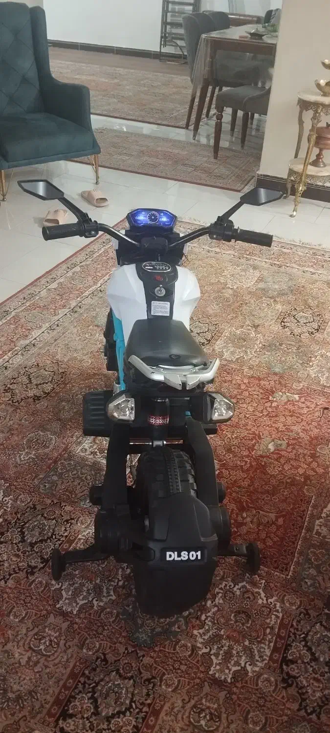 موتور شارژی نوی نو با باطری 7امپر|اسباب‌بازی بچه|لاهیجان, حزین|دیوار