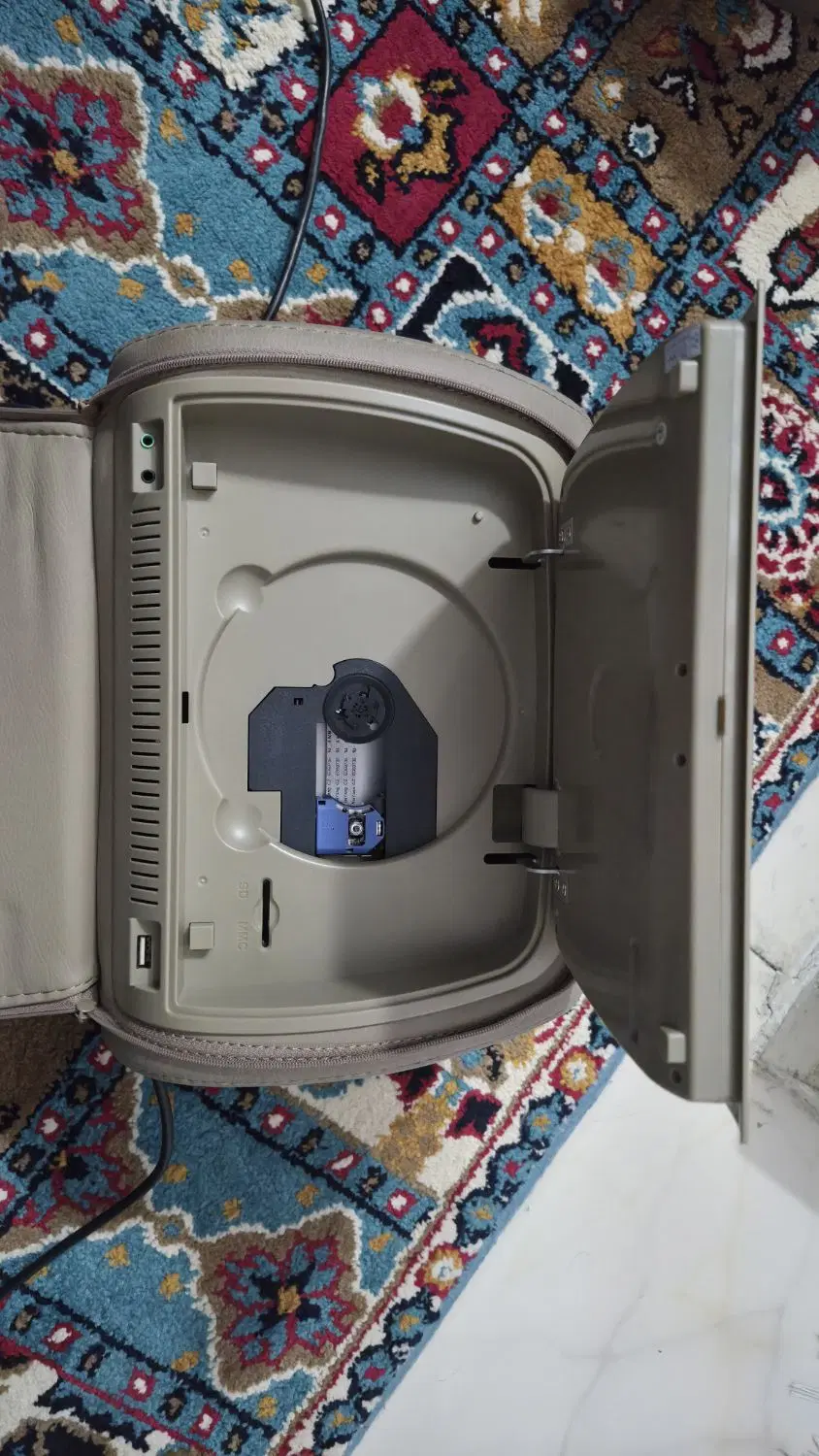 مانیتور پشت صندلی ماشین|قطعات یدکی و لوازم جانبی|تهران, هفده شهریور|دیوار