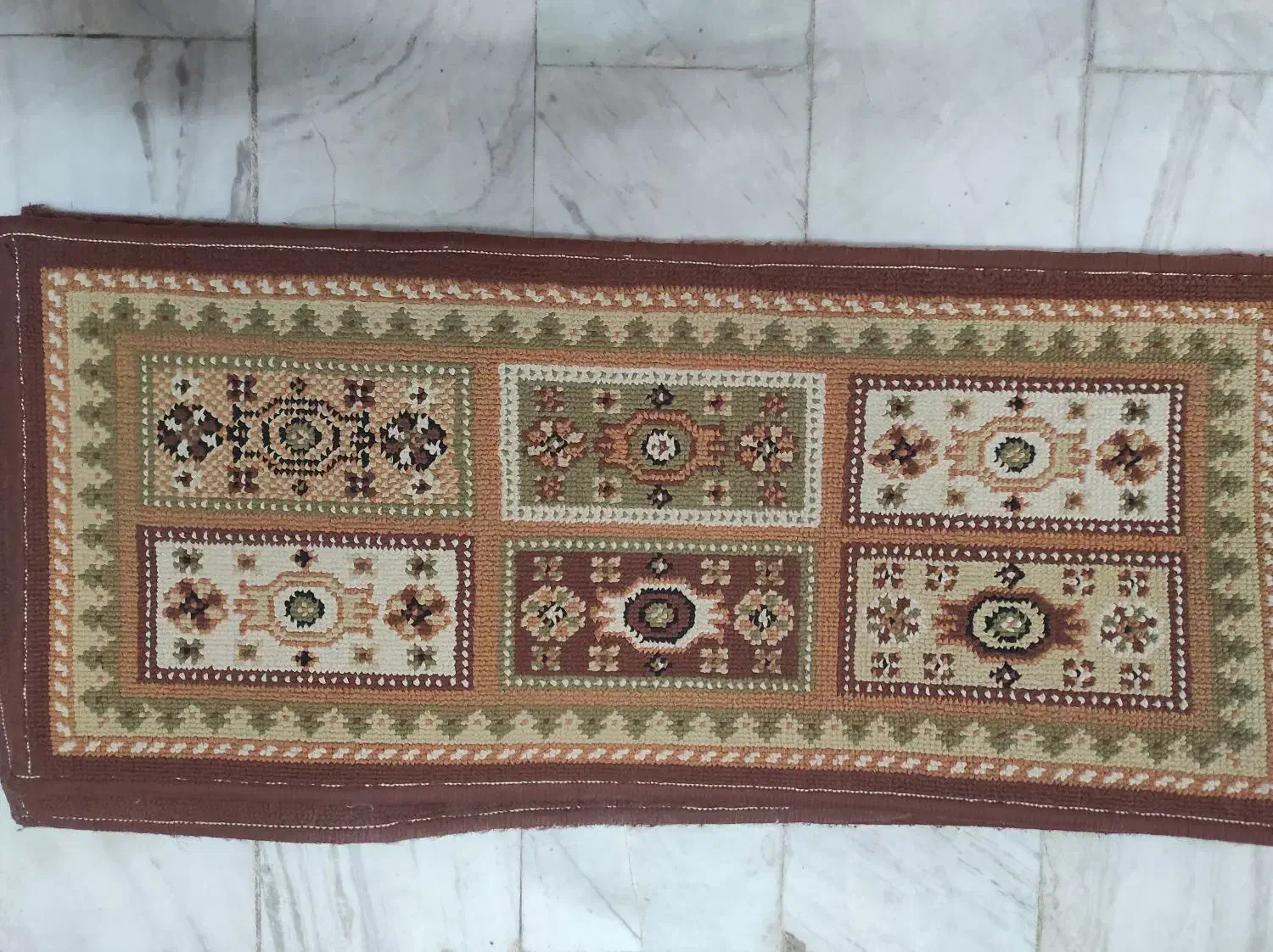 رو پله ای|پادری|قم, زنبیل آباد|دیوار