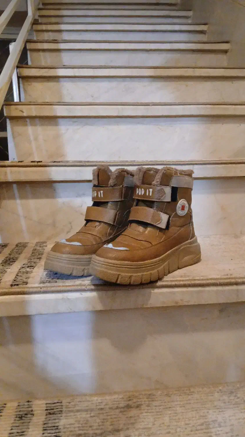 بوت بچگانه|کفش و لباس بچه|اراک, |دیوار