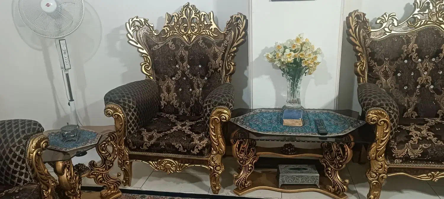 مبل سلطنتی۹ نفره|مبلمان خانگی و میز عسلی|تهران, خزانه|دیوار