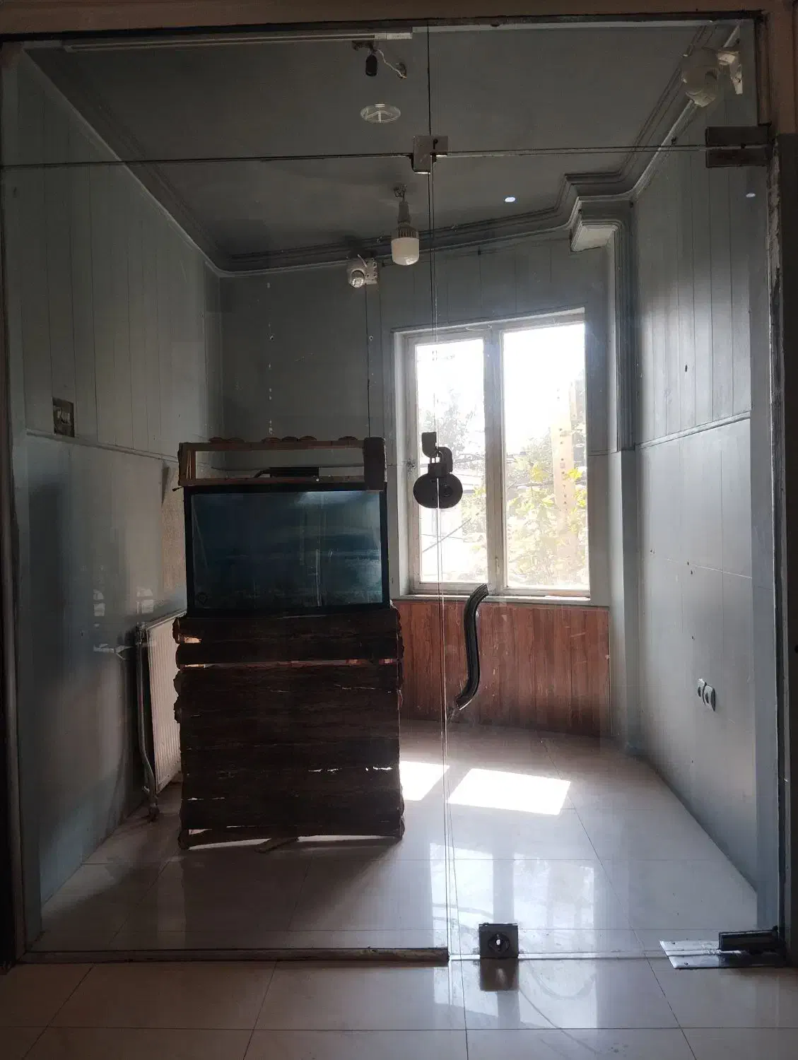 اجاره یا تمام رهن مغازه خ استادان طبقه اول|اجارهٔ مغازه و غرفه|ارومیه, |دیوار