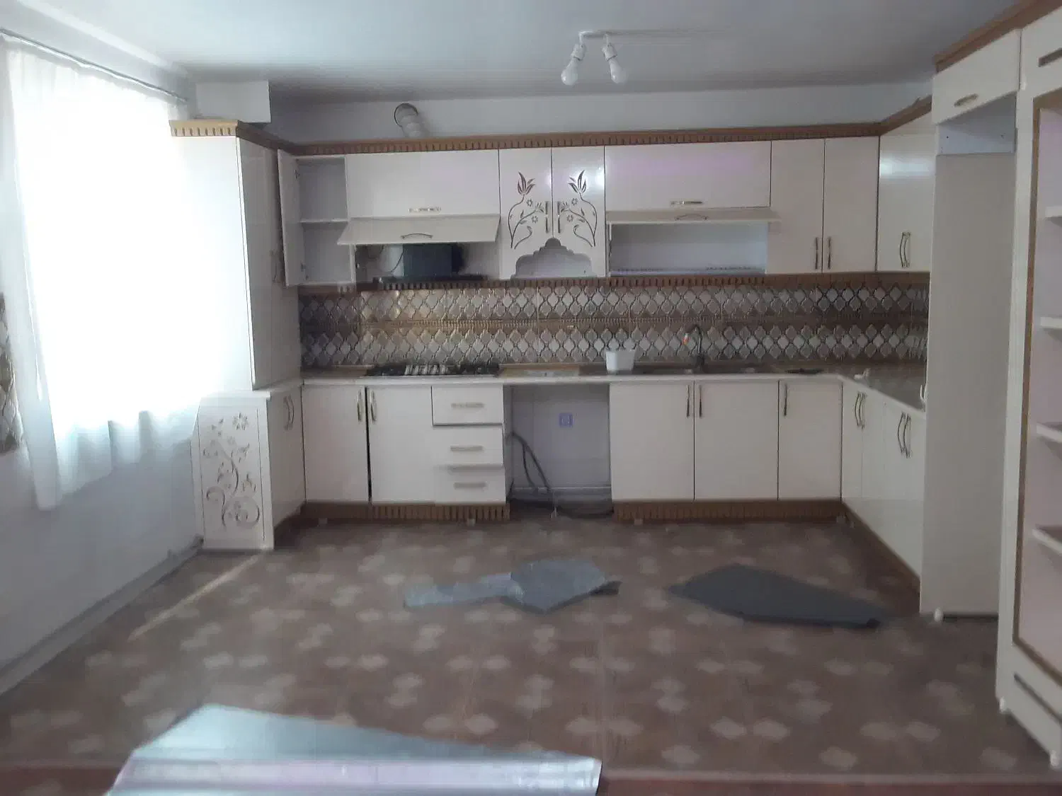 اجاره خانه مسکونی با امکانات کامل|اجارهٔ آپارتمان|مشگین شهر, |دیوار