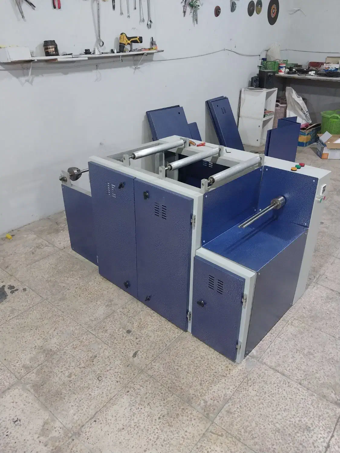 دستگاه تک لاین رول کن سفره یک بار مصرف|ماشینآلات صنعتی|ورامین, خیر آباد|دیوار