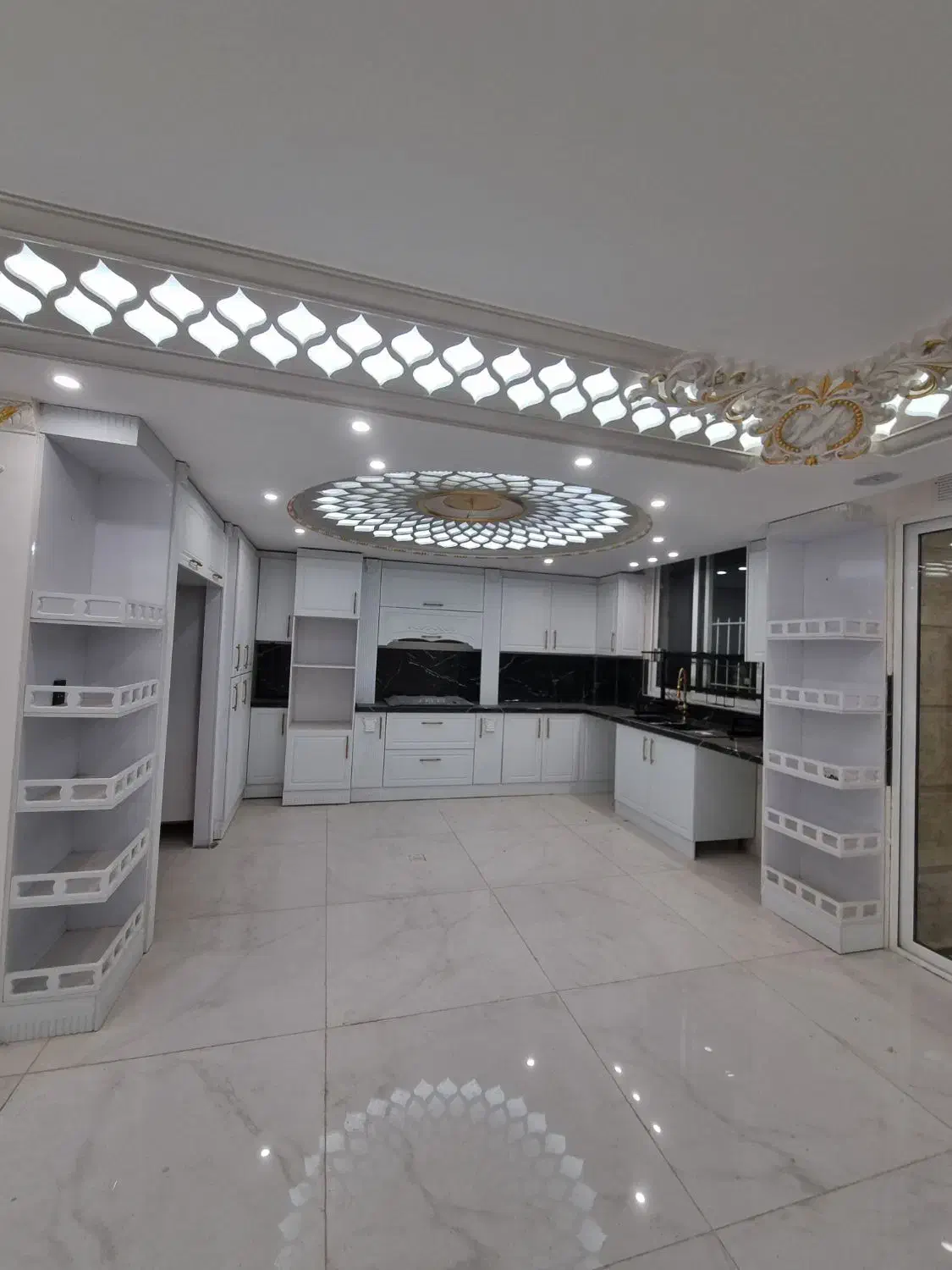 فروش تک واحدی ۱۳۵متری نوساز  شاهین شهر سهراب سپهری|فروش آپارتمان|شاهین‌شهر, خانه کارگر|دیوار