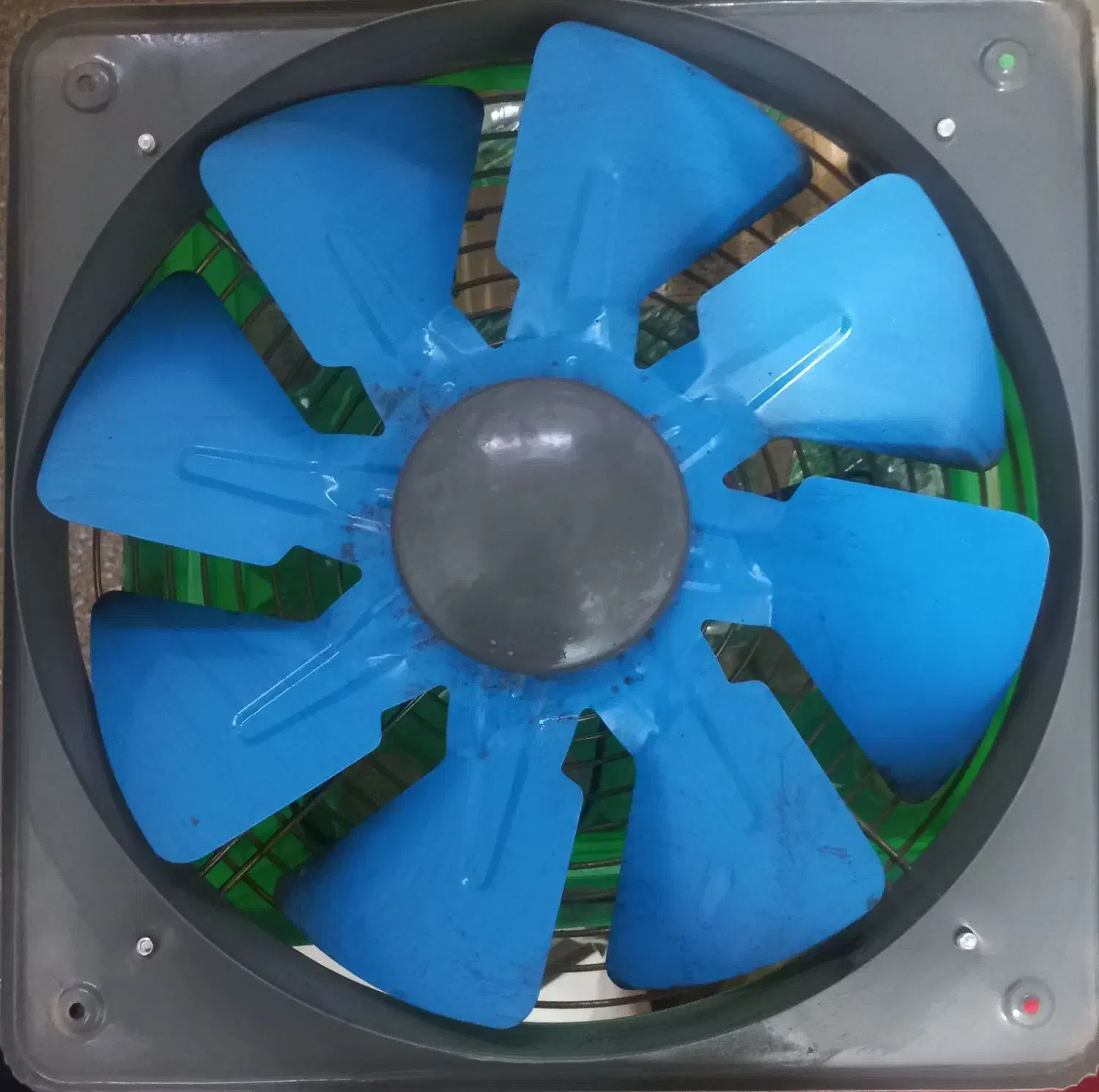 هواکش|پنکه و تصفیه‌کنندهٔ هوا|قم, چهل درخت‎|دیوار