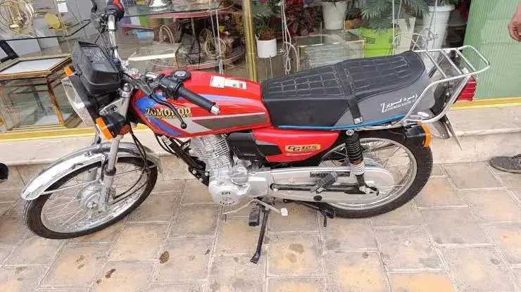 موتور زمرد کویر صفر کیلومتر ۱۲۵ تخفیف پای معامله|موتورسیکلت|الشتر, |دیوار