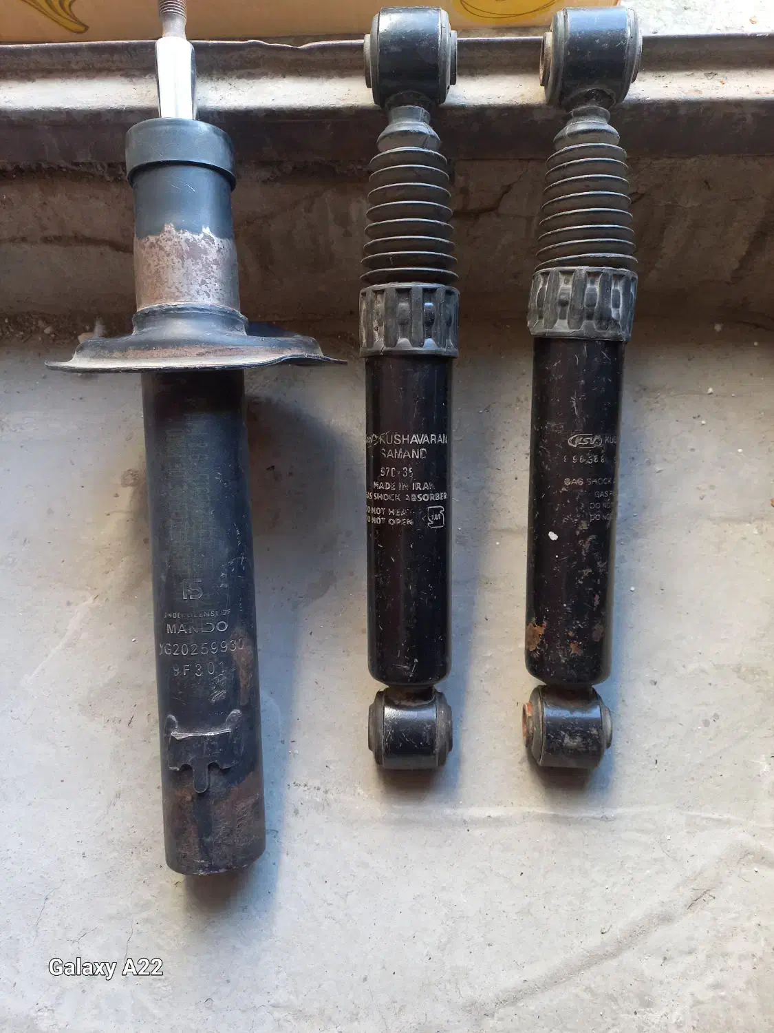 کمک  فابریک پژو  سالم بدون ایراد  درحد|قطعات یدکی و لوازم جانبی|گرگان, |دیوار