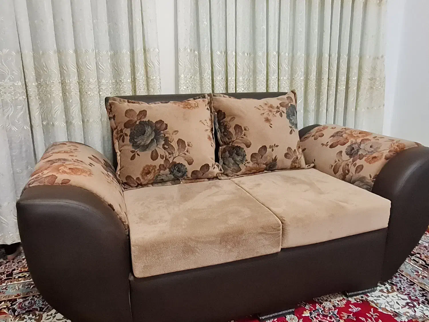 فروش مبل ۷ نفره|مبلمان خانگی و میز عسلی|آباده, |دیوار