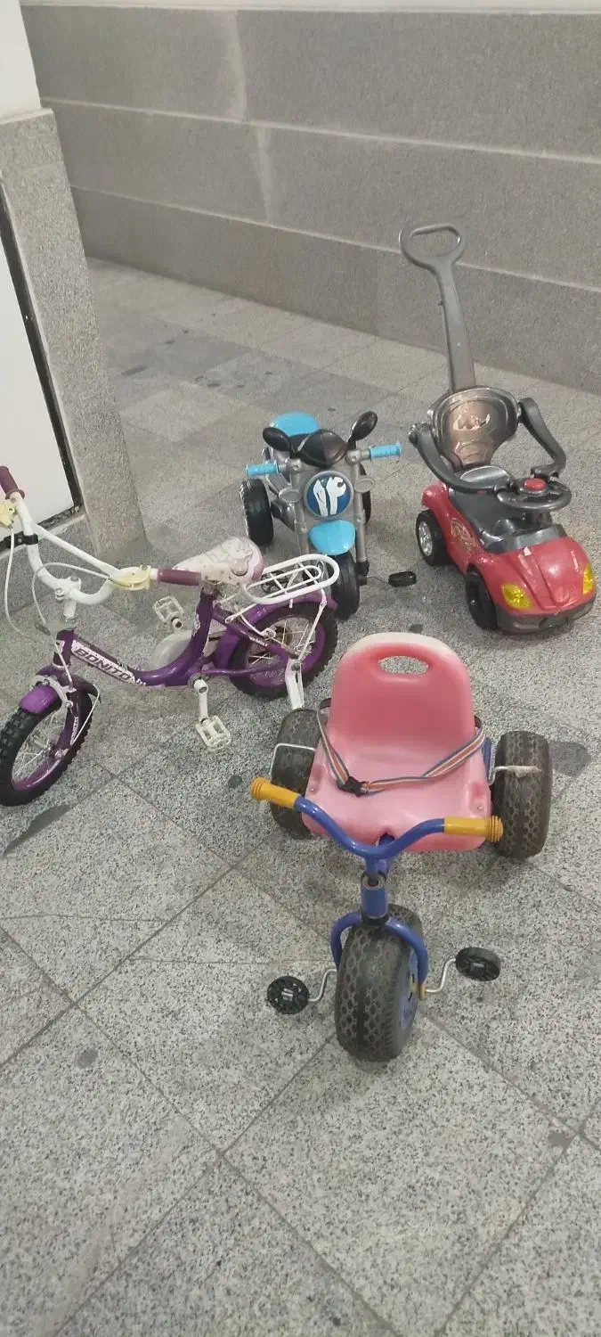 دوچرخه سه چرخه|اسباب‌‌بازی|پاکدشت, پاکدشت (مامازند)|دیوار