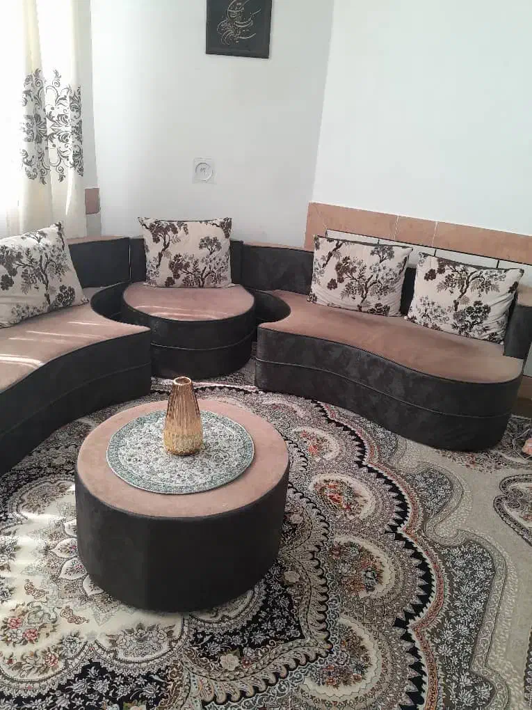مبل دست دوم|مبلمان خانگی و میز عسلی|نی‌ریز, |دیوار