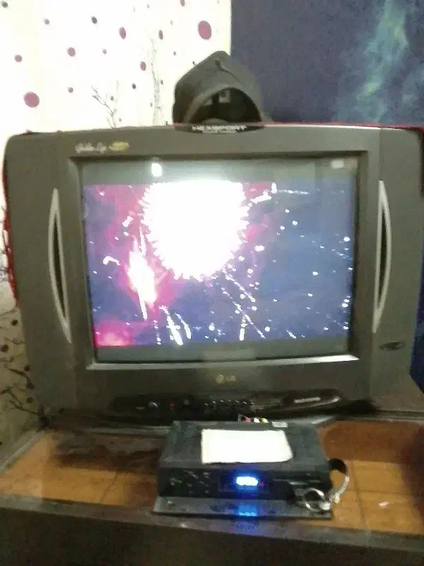 تلویزیون ال جی|تلویزیون و پروژکتور|نگین شهر, |دیوار