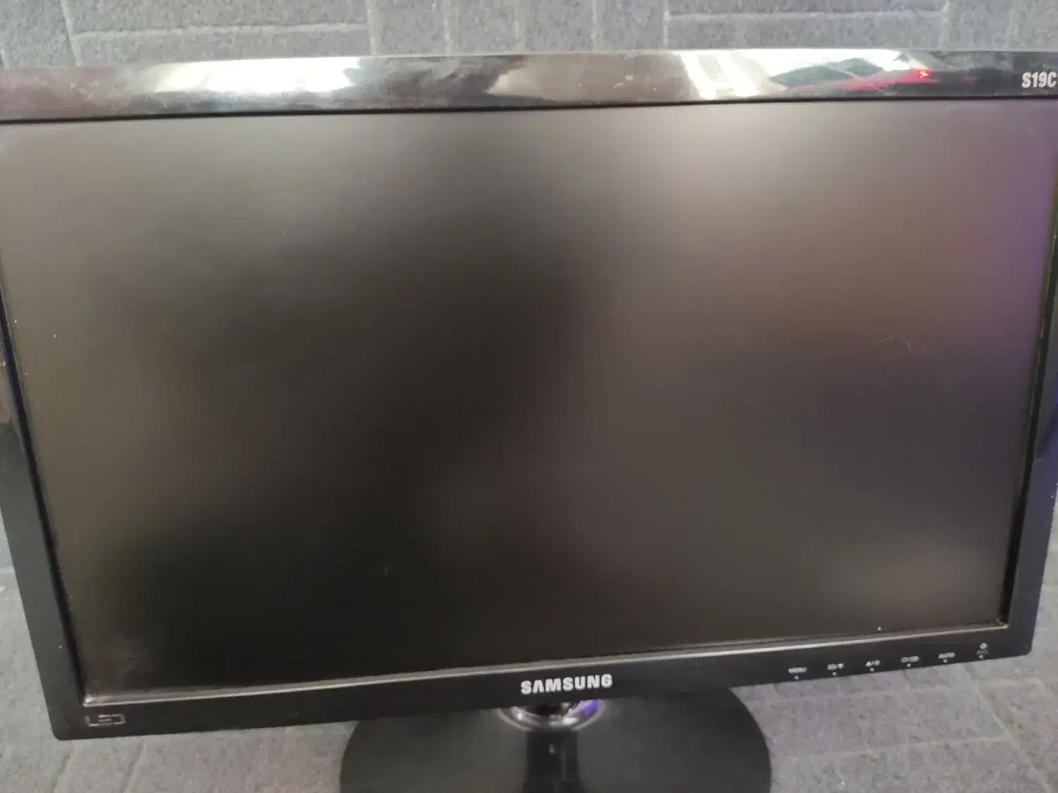 مانیتور 19 اینچ|قطعات و لوازم جانبی رایانه|کوه چنار, |دیوار