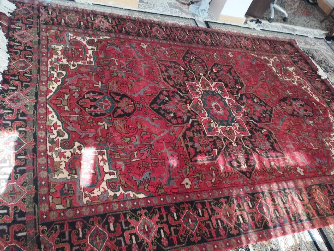 فرش دستبافت مهربان تبریز|فرش|صومعه‌سرا, |دیوار