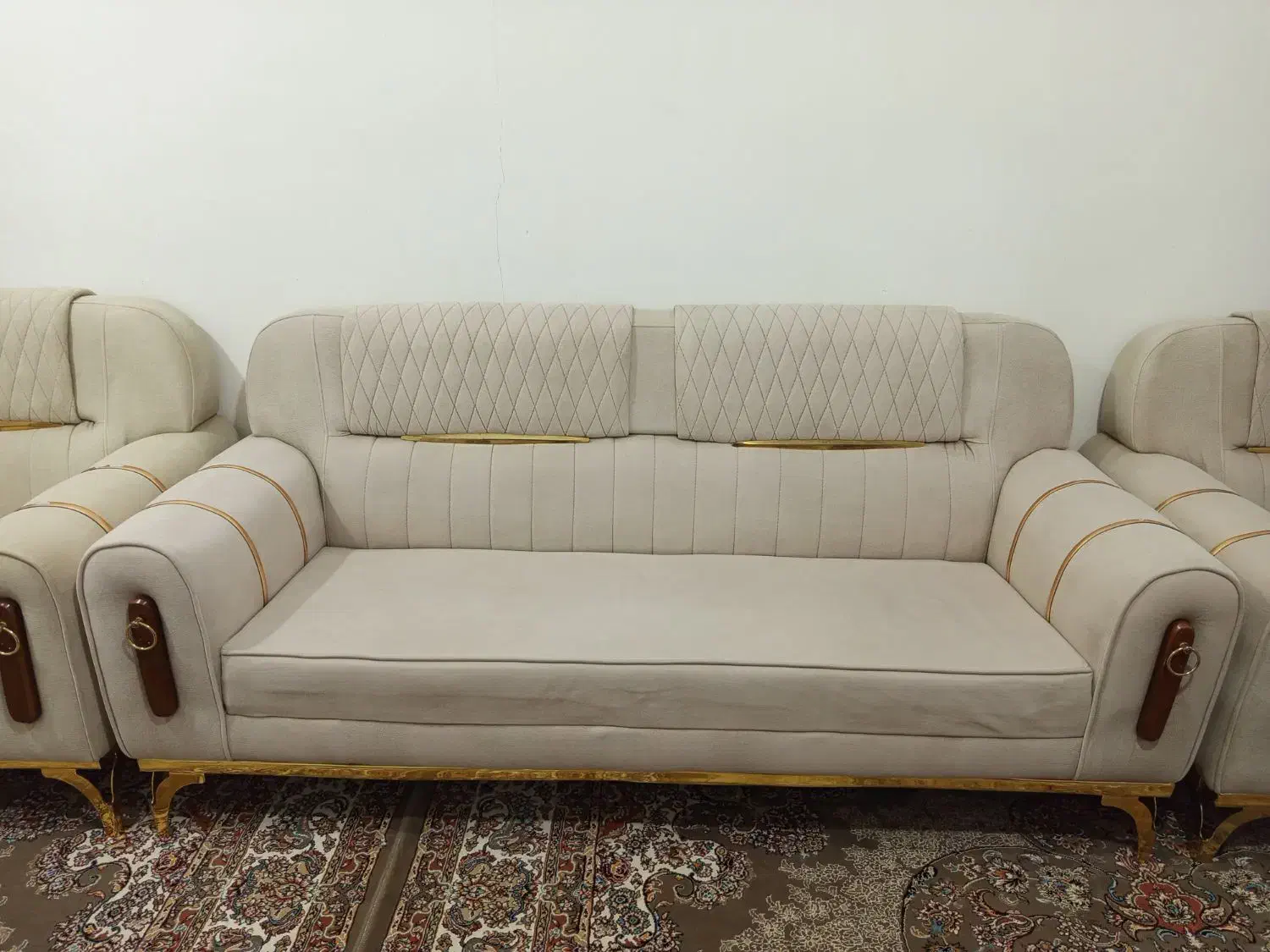 مبل ۹ نفره|مبلمان خانگی و میز عسلی|قنوات, |دیوار