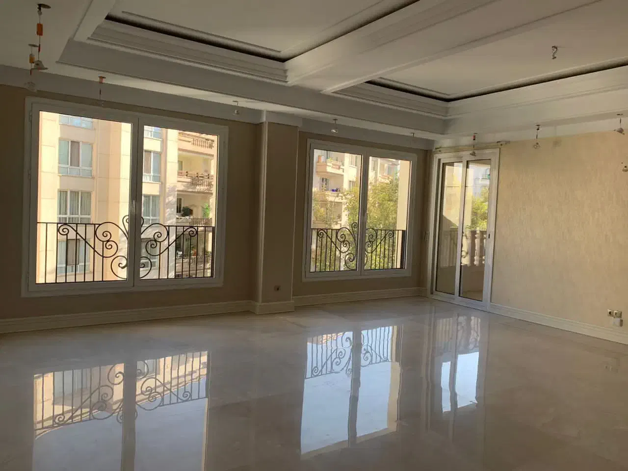 ۷۵متر مطب( ونک ولیعصر ) دو پارکینگ|فروش دفتر کار، اتاق اداری، مطب|تهران, ونک|دیوار