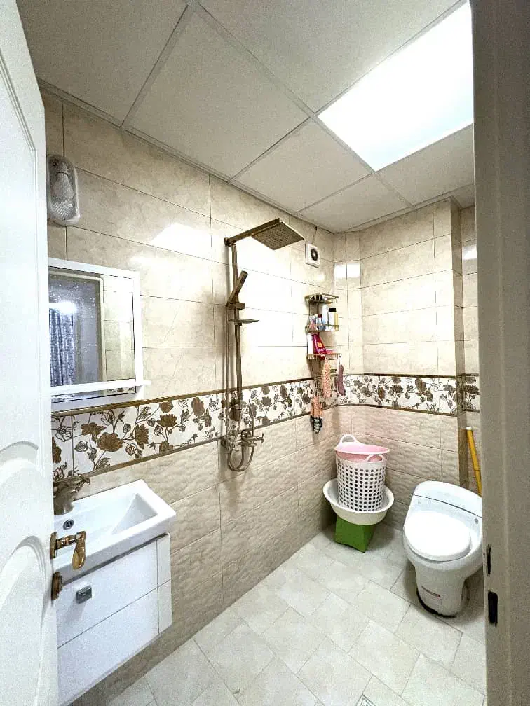 ۱۰۳ متر علی حسینی ۷ سال ساخت