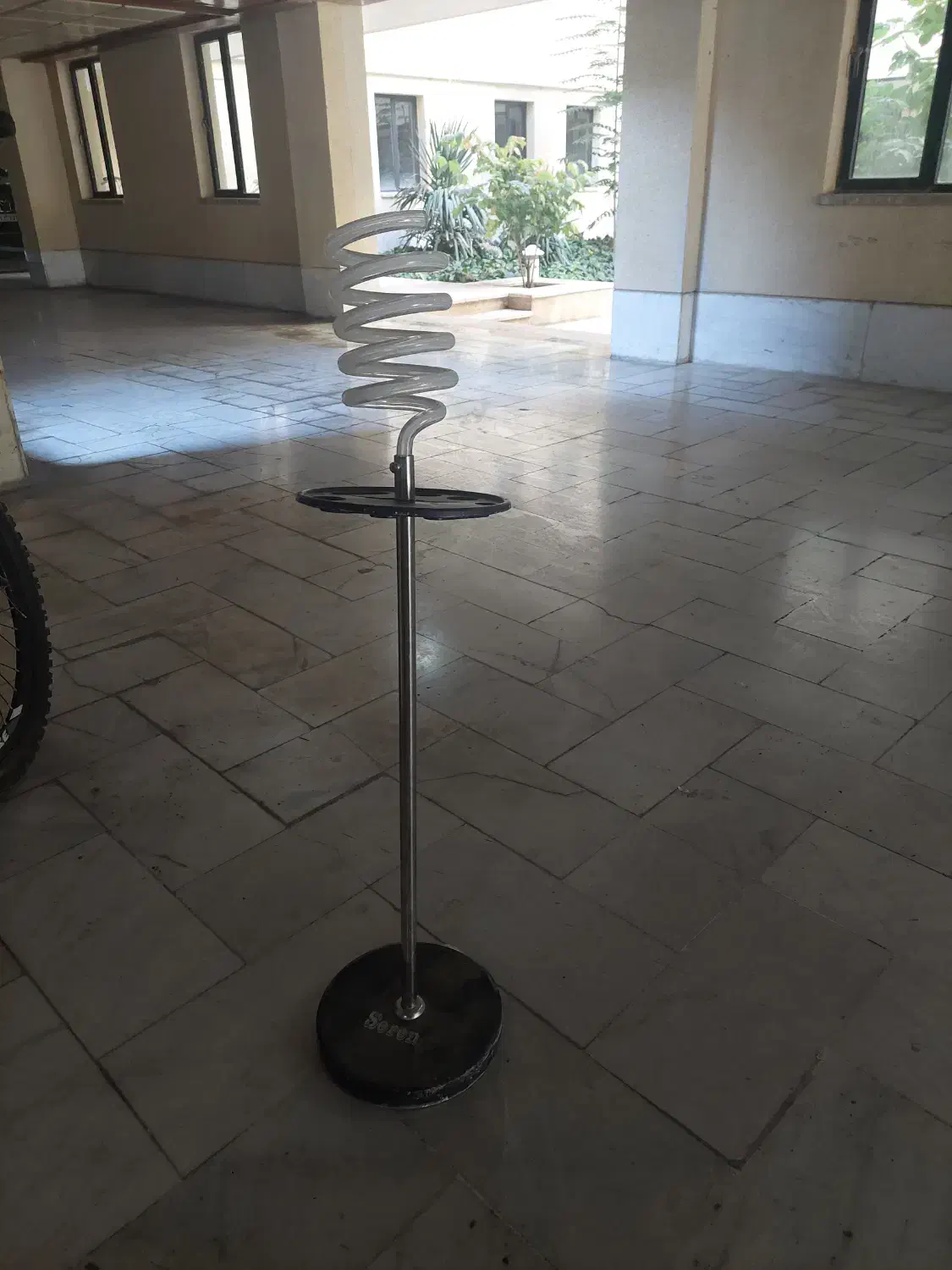 جاسشواری وصندلی اصلاح در حد نو|آرایشگاه و سالن‌های زیبایی|ملایر, |دیوار